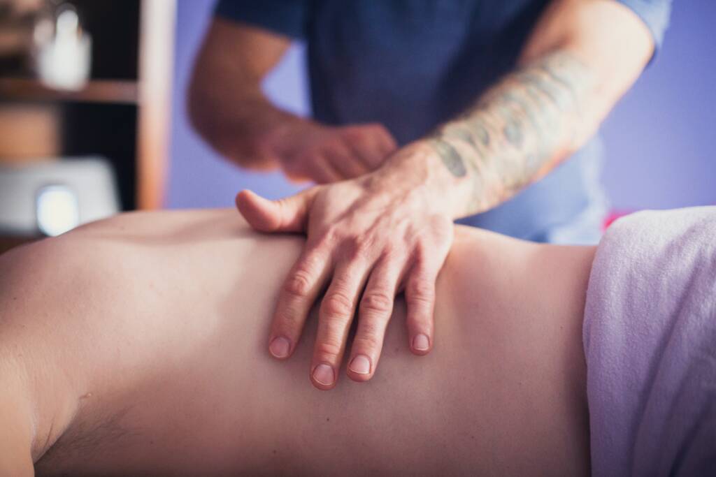 Revive Moment - What do you need to know before having relaxing massage therapy at home?